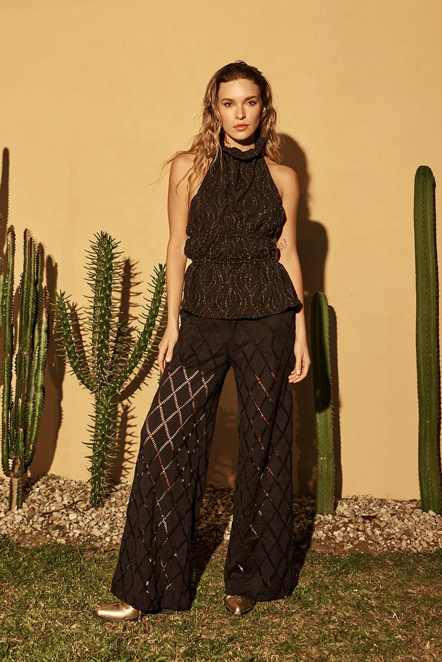 Moonlight Dancing Pants In Black Itana